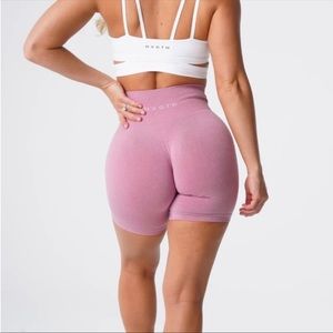 NVGTN (S) pastel pink pro seamless shorts
